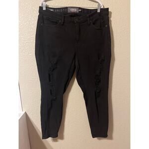 Torrid Women's Sky High Skinny Black Pants - Size 18 Short